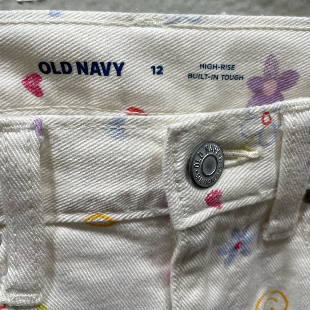 Old Navy White Shorts Flower-Smile Face Print High Rise Adjustable Waist Size 12 - Picture 16 of 16
